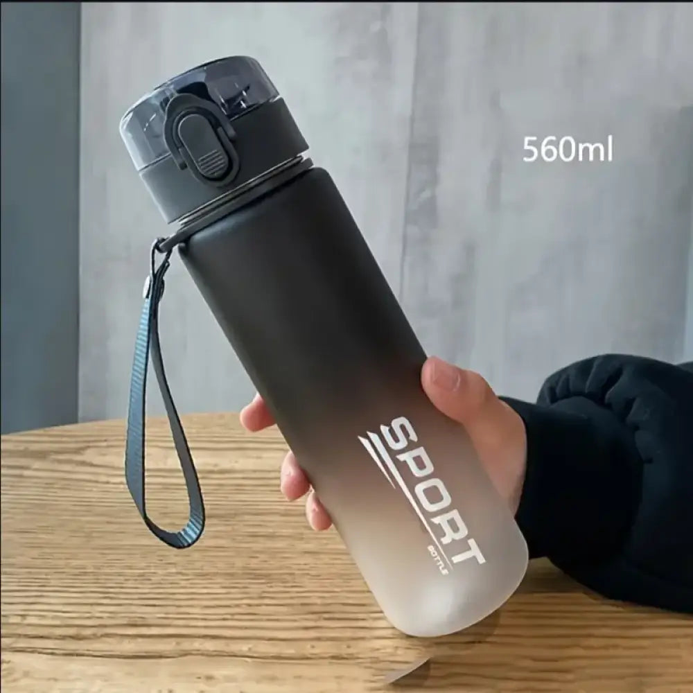 Garrafa Esportiva Portátil – Alta Qualidade e Sem Vazamento Black Sport / 560ml